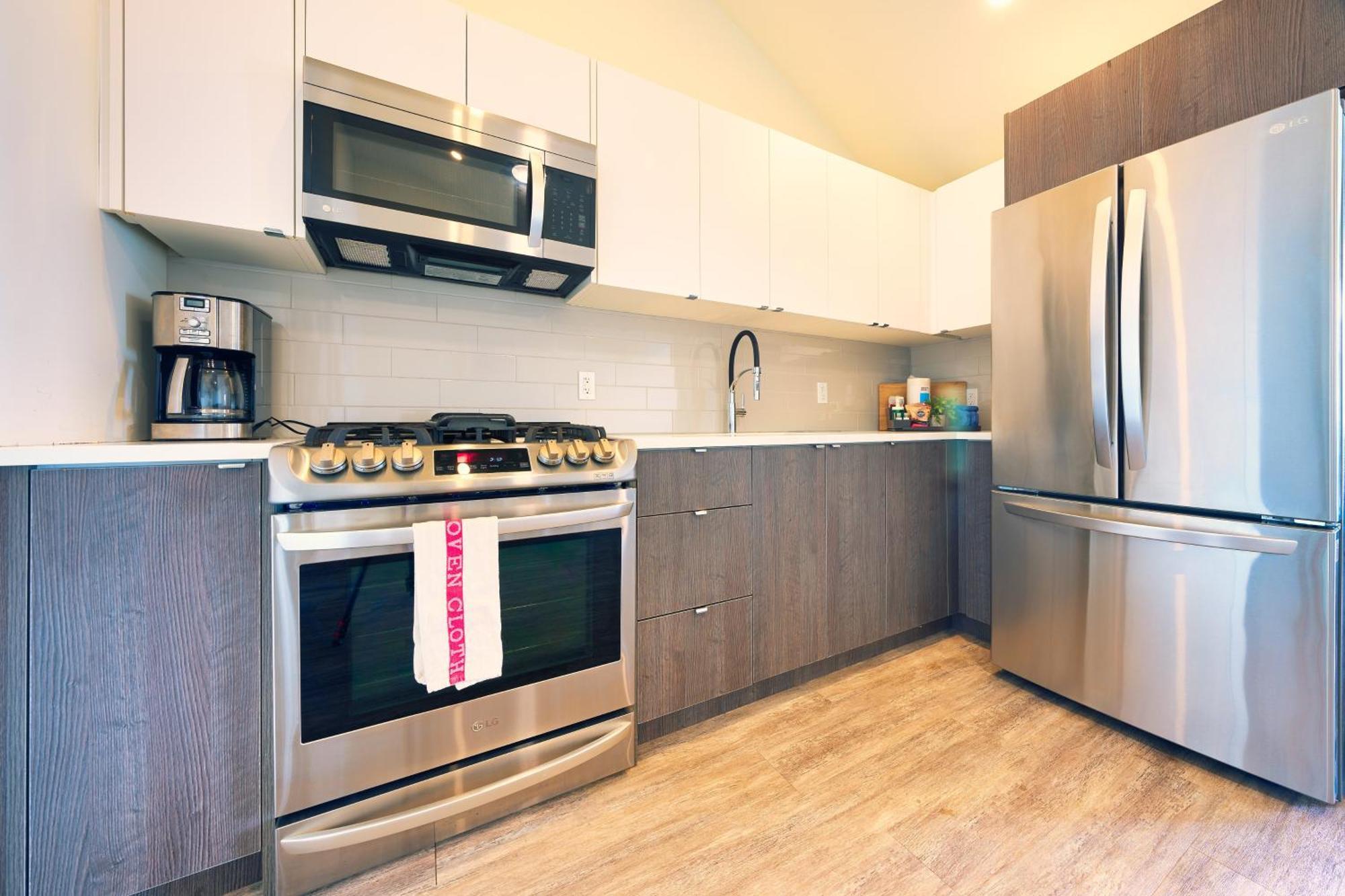 The Long Beach Resort - Beachfront Cottages & Townhouse Suites Wainfleet Exteriör bild
