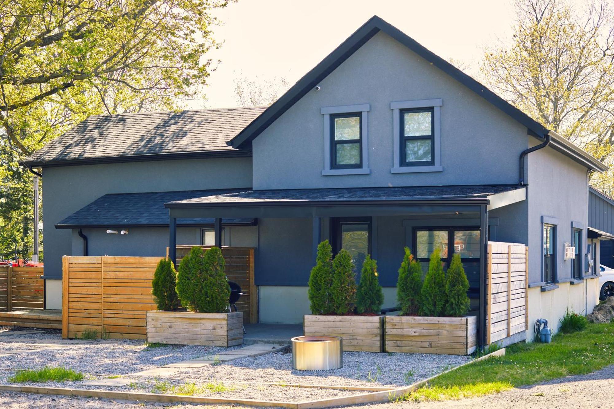 The Long Beach Resort - Beachfront Cottages & Townhouse Suites Wainfleet Exteriör bild