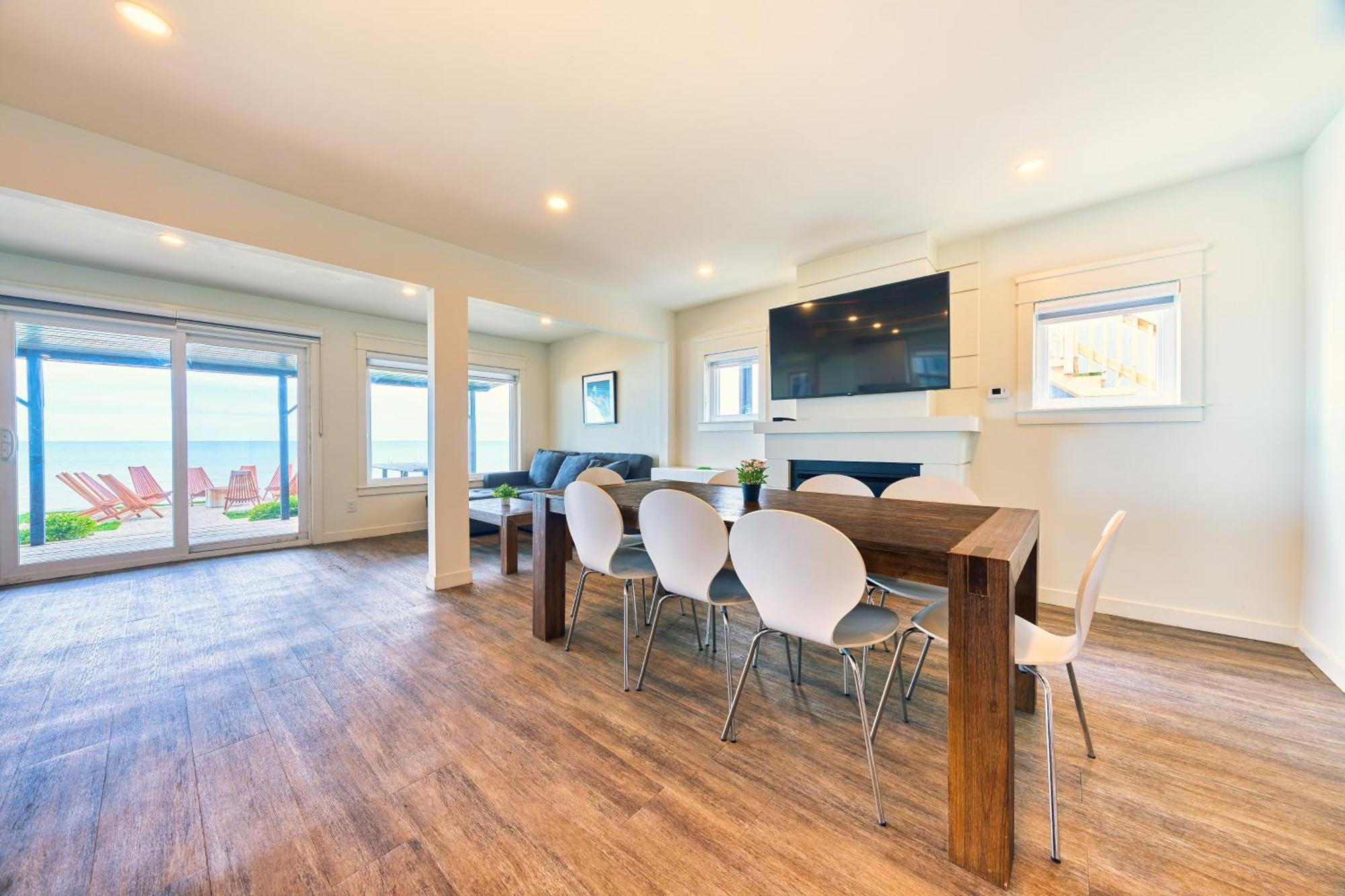 The Long Beach Resort - Beachfront Cottages & Townhouse Suites Wainfleet Exteriör bild